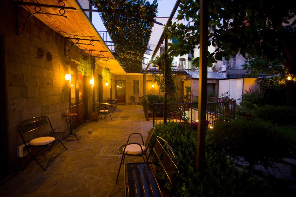 Hotel Pace Pompeia Exterior foto